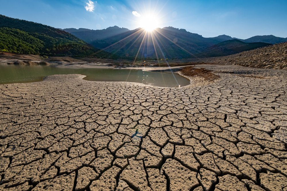 Environmentálne problémy, sucho, dezertifikácia, smäd, znečistenie našej krajiny a